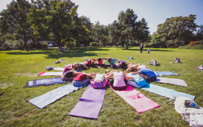 This is how we yoga for refugees